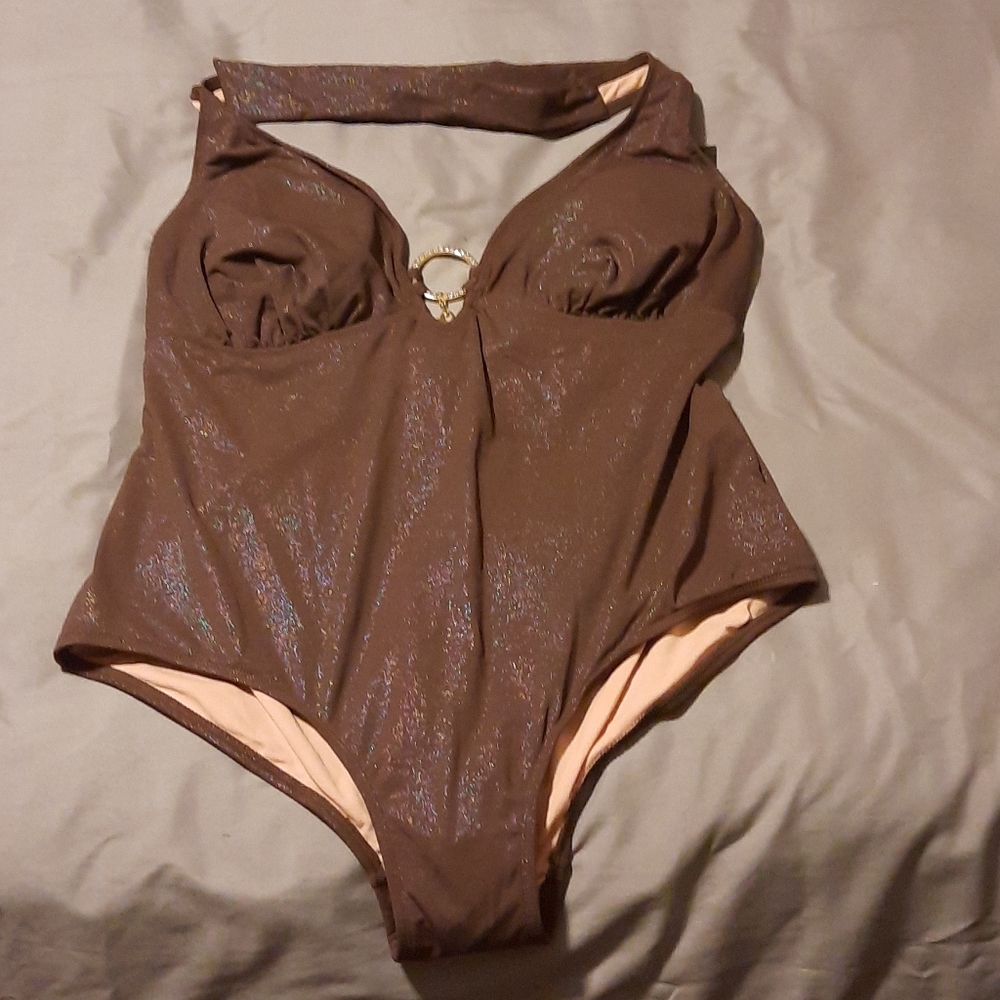 Bathing suit